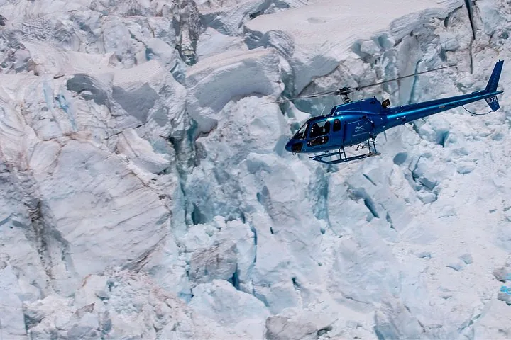 25mins Private Helicopter Flight in Franz Josef with Landing — photo 5