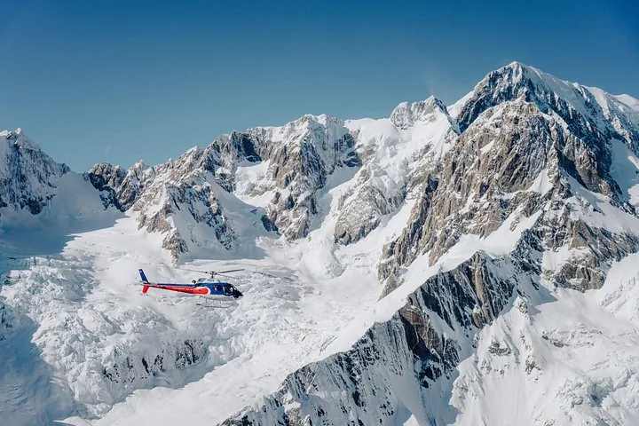 Franz Josef: Twin Glacier Helicopter Flight with Snow Landing